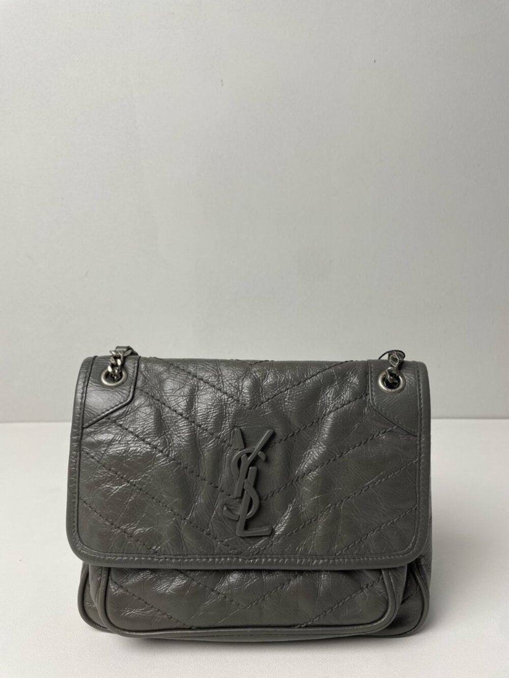 Saint Laurent Niki Small Chain Shoulder Bag